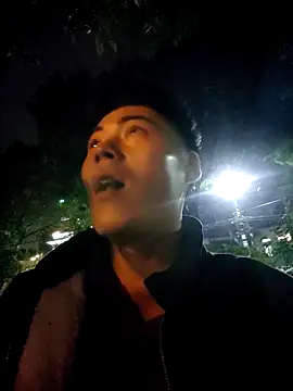 -Nathann- online show from December 19, 2025, 1:24 pm