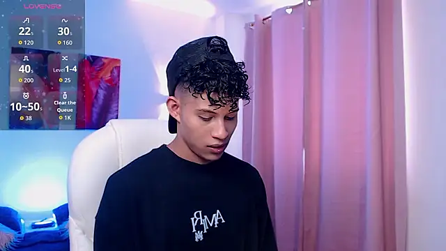 KamiSuarez online show from March 4, 2026, 6:37 pm