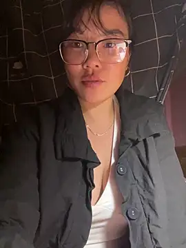 heodat-sexx online show from November 27, 2025, 1:55 pm