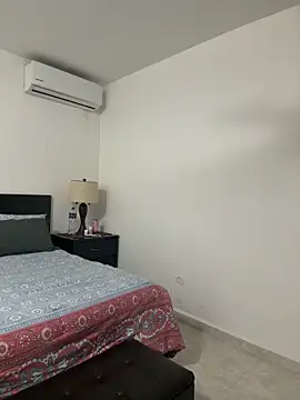 scarlethsb33 online show from February 1, 2026, 9:51 am