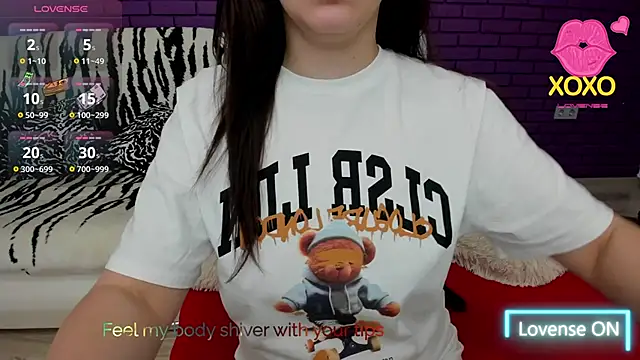 Snapshot of GlowMimi chatting on February 2, 2026, 3:11 pm GlowMimi online show from February 2, 2026, 3:11 pm