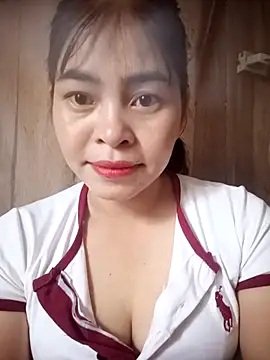 Bamboo-niee123 online show from November 12, 2025, 2:37 am