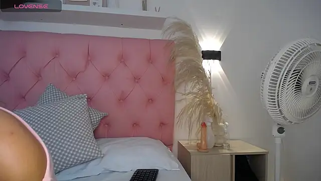 victoria 243 online show from December 3, 2025, 7:41 am