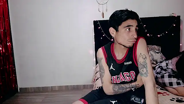 Snapshot of beautybeasstt chatting on November 13, 2025, 3:10 am beautybeasstt online show from November 13, 2025, 3:10 am