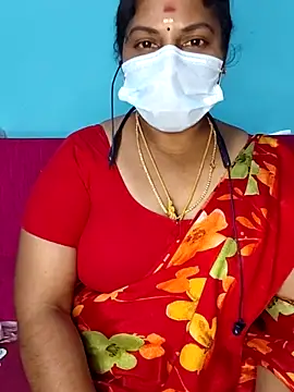 deepikasree143 online show from October 31, 2025, 6:37 pm