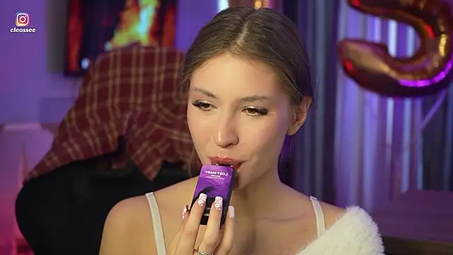 Cleose online show from March 27, 2026, 7:17 am