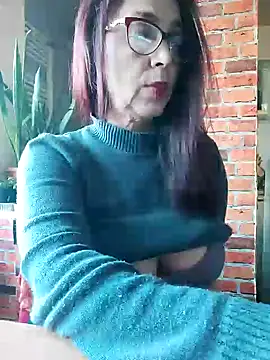 LOVE ANAITAT online show from October 28, 2025, 10:58 am