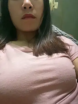 Elysia-007 online show from December 18, 2025, 2:21 pm