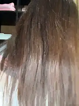 Snapshot of Natumi__ chatting on October 30, 2025, 12:58 pm Natumi online show from October 30, 2025, 12:58 pm