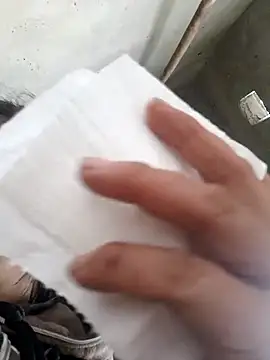 yoyo-mi online show from March 9, 2026, 4:05 am