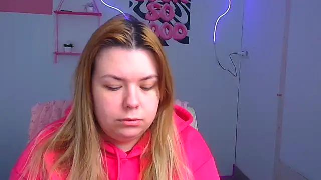 Snapshot of SusannaNight chatting on January 19, 2026, 6:17 am SusannaNight online show from January 19, 2026, 6:17 am