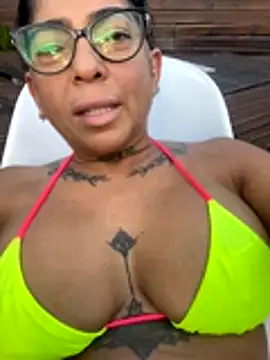 solmorochia online show from November 29, 2025, 9:15 pm