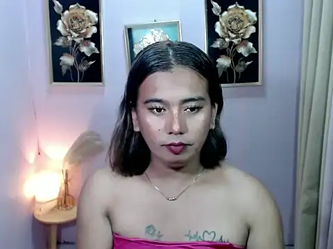 exoticashly online show from November 18, 2025, 1:03 pm