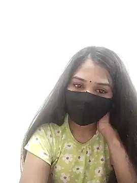 Green LaDY66 online show from November 23, 2025, 5:01 pm