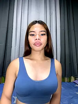 kierra fox online show from November 23, 2025, 4:28 pm