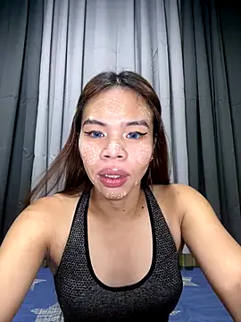 kierra fox online show from November 20, 2025, 8:37 am