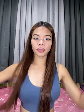 kierra fox online show from November 26, 2025, 12:16 pm