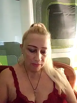 Esenia505 online show from December 14, 2025, 9:37 am