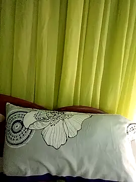 Esenia505 online show from April 3, 2026, 2:29 am