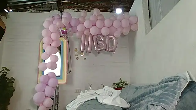 Snapshot of sweetgirl_kat chatting on February 12, 2026, 2:28 pm sweetgirl kat online show from February 12, 2026, 2:28 pm