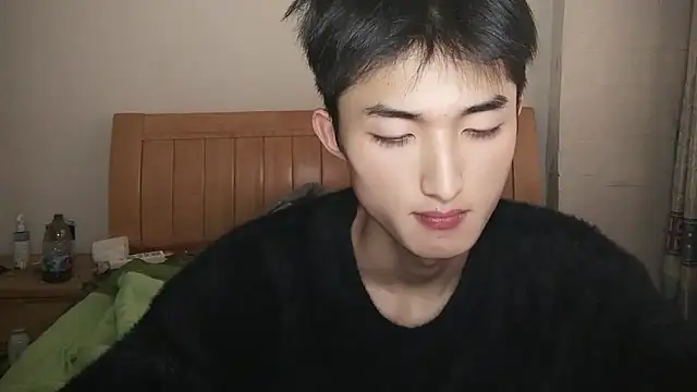 N228 online show from December 19, 2025, 8:27 am