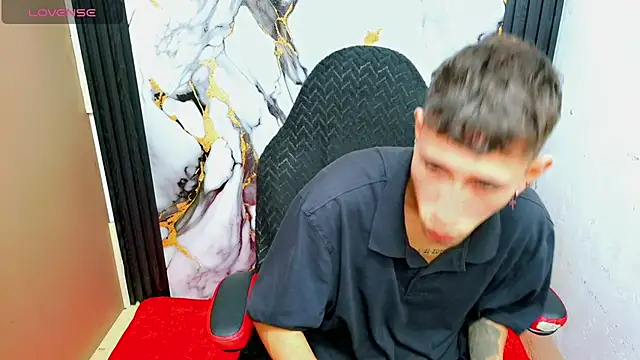 The latin boy online show from January 13, 2026, 2:48 am