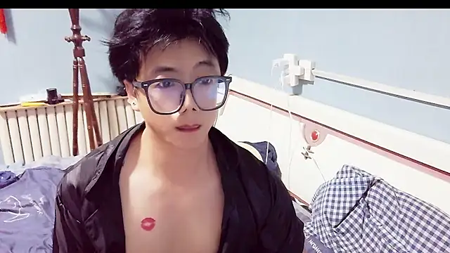 Snapshot of chenwen520 chatting on November 6, 2025, 12:09 pm chenwen520 online show from November 6, 2025, 12:09 pm