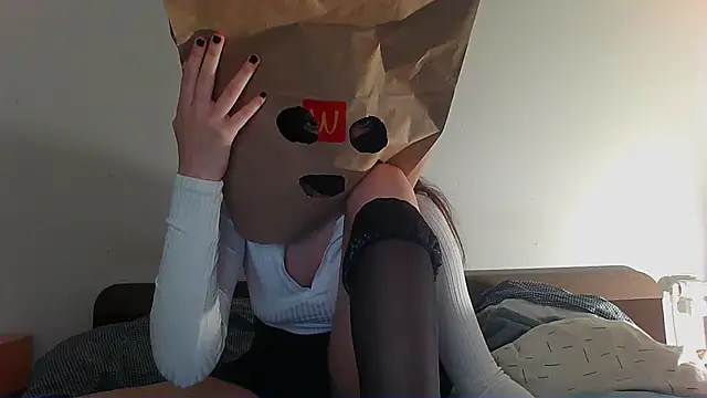 Snapshot of Mystique5363 chatting on November 3, 2025, 3:59 pm Mystique5363 online show from November 3, 2025, 3:59 pm