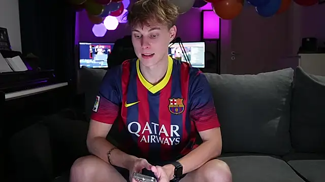 InnocentGuysOF online show from November 8, 2025, 7:28 pm