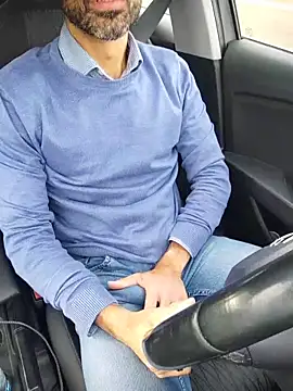 panco pillo online show from December 3, 2025, 1:32 pm