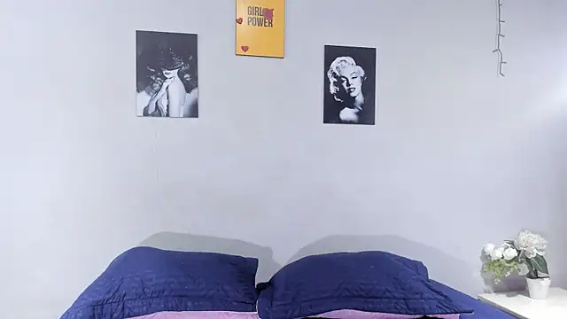 Snapshot of sexynova_93 chatting on January 12, 2026, 7:53 pm sexynova 93 online show from January 12, 2026, 7:53 pm