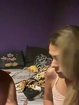 sabrinaneves online show from December 14, 2025, 1:17 pm