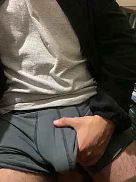 Snapshot of vixxxoo00 chatting on May 4, 2026, 11:40 pm vixxxoo00 online show from May 4, 2026, 11:40 pm
