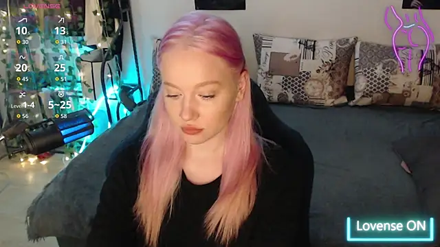 Snapshot of lisa_alen chatting on November 2, 2025, 1:32 am lisa alen online show from November 2, 2025, 1:32 am