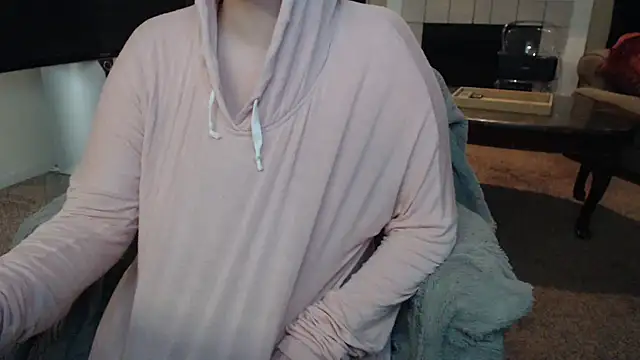 Snapshot of Skyl31 chatting on January 16, 2026, 7:40 pm Skyl31 online show from January 16, 2026, 7:40 pm