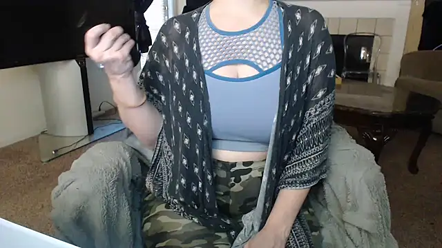 Snapshot of Skyl31 chatting on October 29, 2025, 8:52 pm Skyl31 online show from October 29, 2025, 8:52 pm