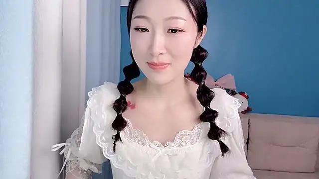 ella55-- online show from March 6, 2026, 1:11 am