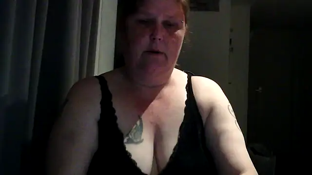 Snapshot of Sylviastar46 chatting on May 23, 2026, 8:19 pm Sylviastar46 online show from May 23, 2026, 8:19 pm