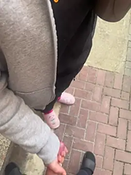 Teeny-Slut18 online show from May 16, 2026, 6:45 am