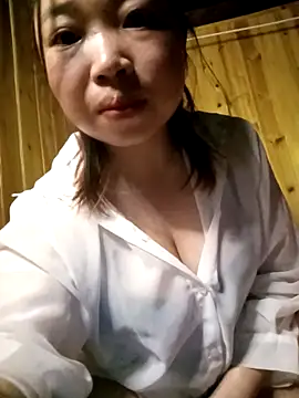 julybe online show from April 2, 2026, 3:30 pm