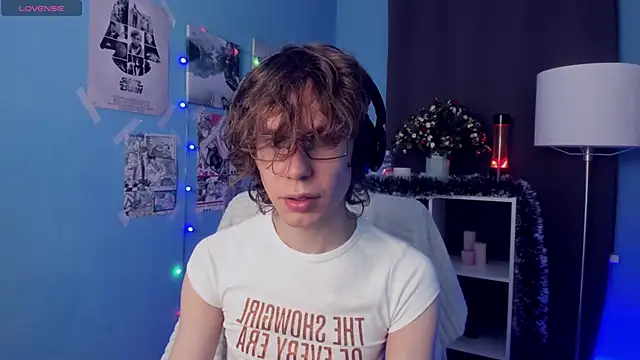 LeoBensyten online show from November 21, 2025, 3:33 pm