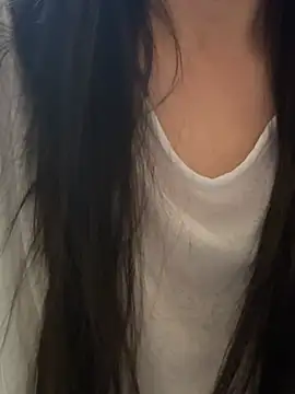 aniani11 online show from March 30, 2026, 12:50 pm