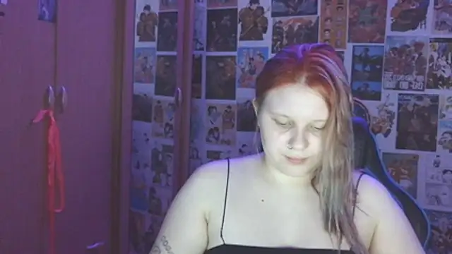 Snapshot of FoxPlayXX chatting on July 15, 2026, 9:22 pm FoxPlayXX online show from July 15, 2026, 9:22 pm