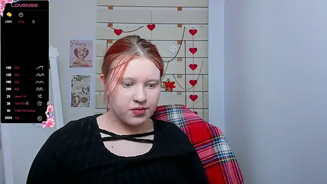 Snapshot of FoxPlayXX chatting on February 20, 2026, 7:49 pm FoxPlayXX online show from February 20, 2026, 7:49 pm