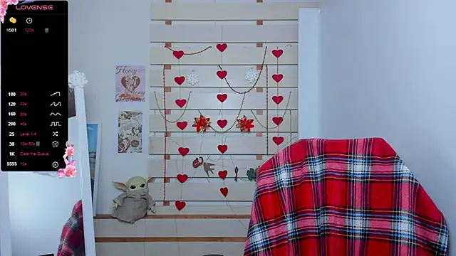 Snapshot of FoxPlayXX chatting on February 22, 2026, 9:38 pm FoxPlayXX online show from February 22, 2026, 9:38 pm