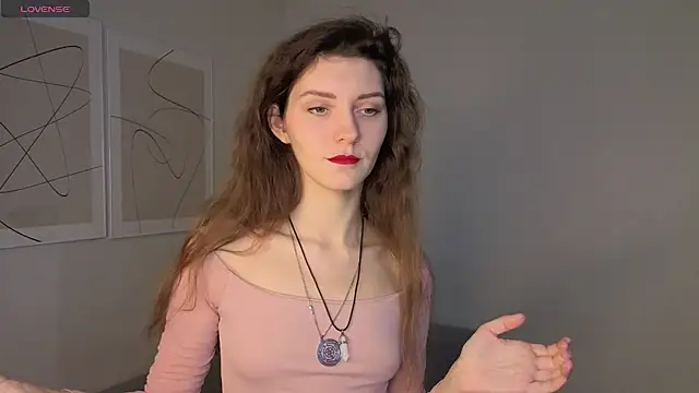 LauraYoungg online show from February 20, 2026, 9:17 pm