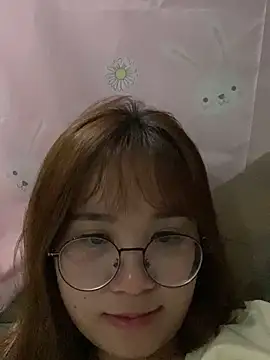 Snapshot of suryy001 chatting on October 31, 2025, 3:30 pm suryy001 online show from October 31, 2025, 3:30 pm