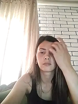 Karoline Cherie online show from June 30, 2026, 10:37 am