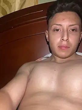 Snapshot of Dominick258 chatting on October 29, 2025, 6:18 pm Dominick258 online show from October 29, 2025, 6:18 pm