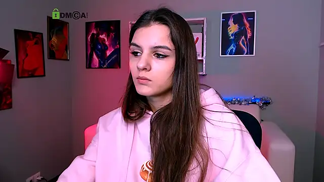 lisa dark  online show from January 16, 2026, 10:19 am